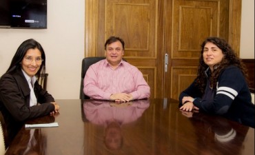 Veronica Samaniego parte hacia su pasant&iacute;a.