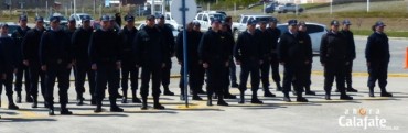 Nuevos polic&iacute;as cobraron su primer sueldo. A&uacute;n les deben seis meses
