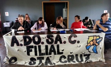 ADOSAC anuncia 3 d&iacute;as de paro, que podr&iacute;an ser 4