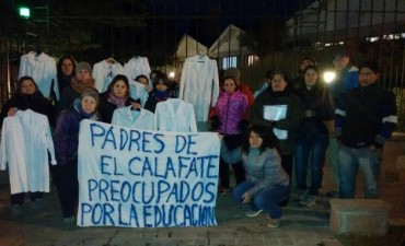 Padres amparistas esperan acci&oacute;n de la Justicia