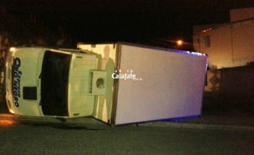 Volc&oacute; en la subida de la 17 de Octubre
