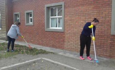 El Chalt&eacute;n: Peligran las clases por incumplimiento del CPE