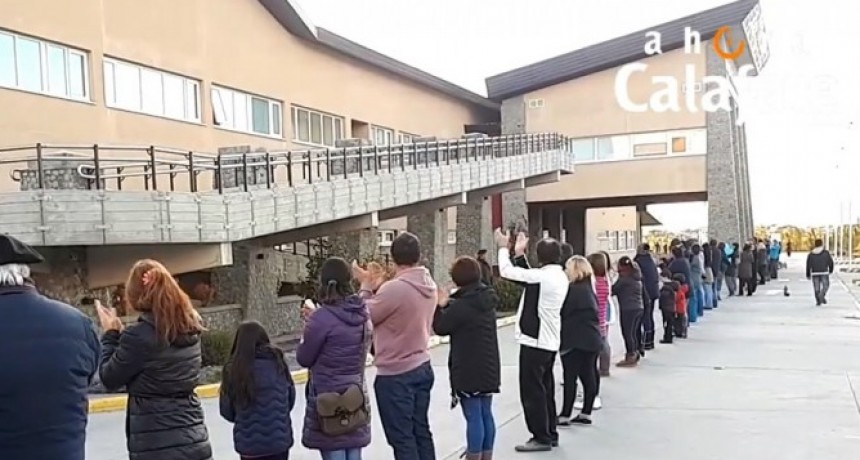 VIDEO. Abrazo al hospital de El Calafate