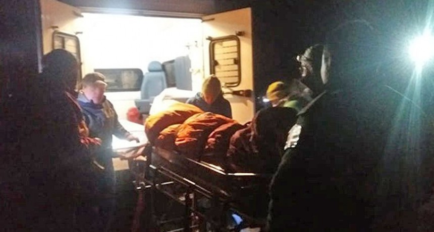 Rescatan a un hombre lesionado 
