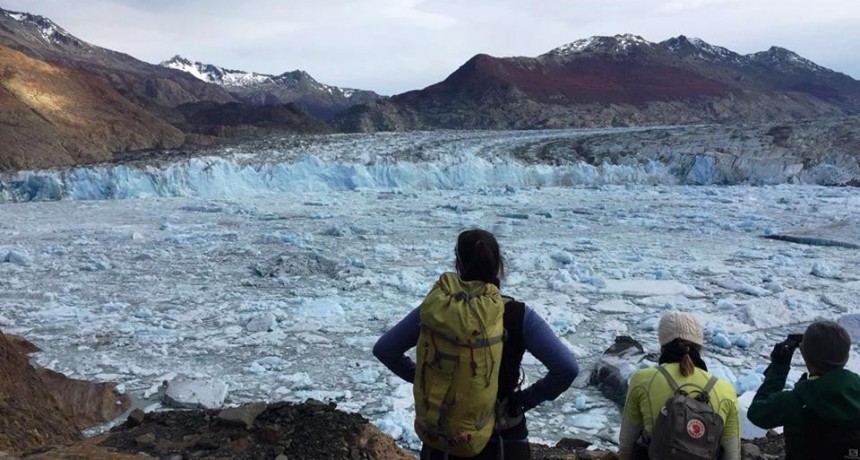 Por su retroceso el Glaciar m&aacute;s grande de la Argentina se queda sin visitas