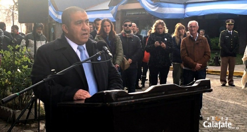 Acto Patrio. &ldquo;No le demos lugar al des&aacute;nimo&rdquo; 