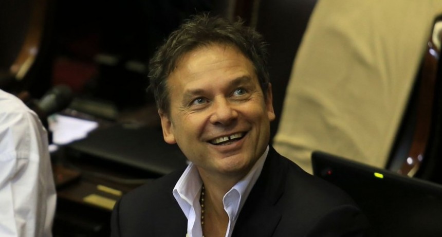 Costa habla de una revoluci&oacute;n de los cielos.