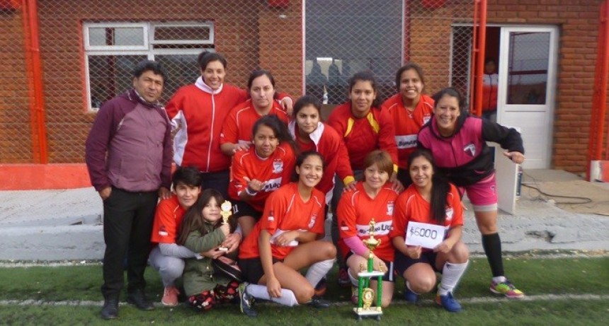 Deportivo Esperanza CAMPE&Oacute;N del Torneo Apertura de F&uacute;tbol Femenino