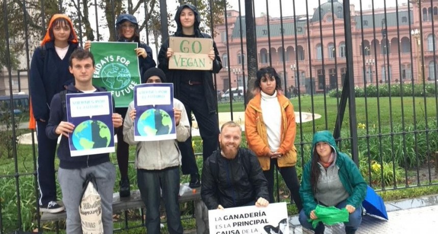 Fridays for Future: "Nos van a dejar un mundo hecho mierda"