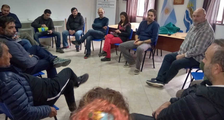 El Chalt&eacute;n. Reclamo generalizado por el diputado por pueblo