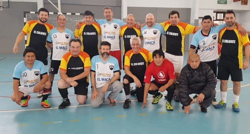 En El Chalten se junt&oacute; el F&uacute;tbol Champagne