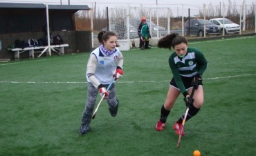 El Calafate presente en la final zonal de los Juegos Evita de Hockey.