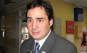 Energ&iacute;a. Simunovic de acuerdo con buscar financiamiento para tendido a Punta Bandera.