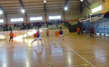 Napoli aprovech&oacute; para quedarse como &uacute;nico puntero