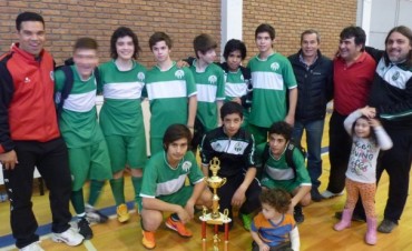 Se jug&oacute; torneo de futsal 66&deg; Aniversario Lago Argentino