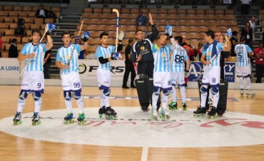 La selecci&oacute;n Argentina de Hockey sobre Patines termino invicta.