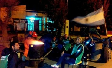 Acampe de ATE en Tres Lagos