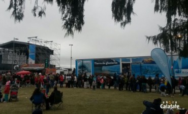 El cami&oacute;n promocional en Rosario, en el D&iacute;a de la Bandera