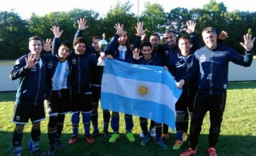 Los Murci&eacute;lagos con David Peralta golean en Europa