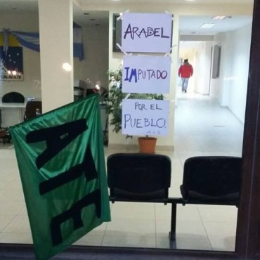 Repudian el voto de Arabel
