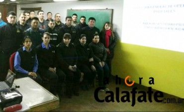 Polic&iacute;as son capacitados en Seguridad Bancaria 