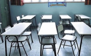 Una escuela tiene alta asistencia de docentes pero tampoco tiene clases 