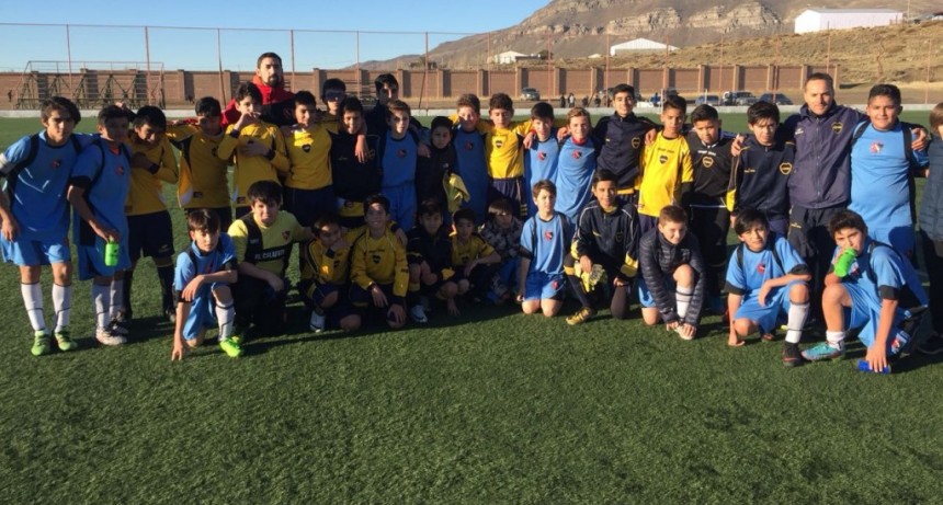 Encuentro de F&uacute;tbol Infantil en cancha de 11