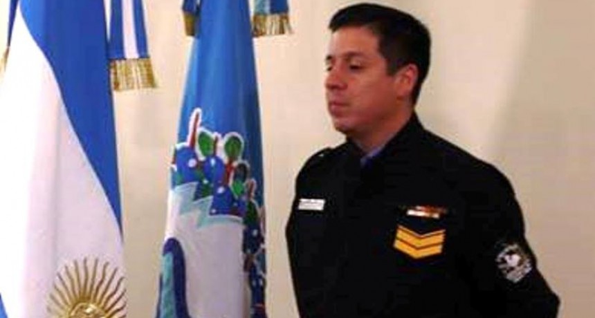 Reconocen a bombero por su accionar en un siniestro vial