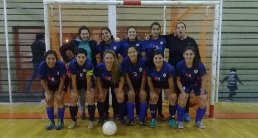Futsal Femenino: El Cicl&oacute;n gana y puntea en el campeonato