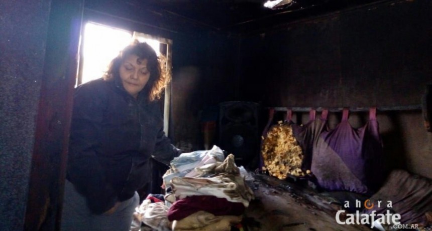 Familia perdi&oacute; todo en incendio
