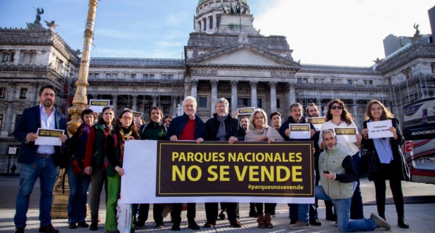 Un decreto de Macri le quita a Parques Nacionales una funci&oacute;n clave