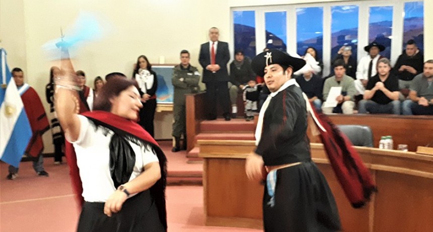 Reclamos, reconocimientos y hasta baile en el Concejo Deliberante.
