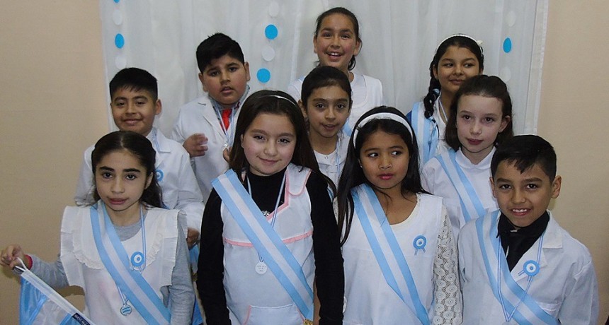 Tres Lagos conmemor&oacute; el D&iacute;a de la Bandera  