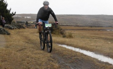 Agust&iacute;n Quiroga gan&oacute; el Contra Reloj de Mountain Bike