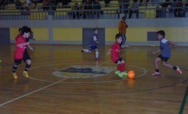 Arranc&oacute; la Liga Infantil Municipal de Futsal