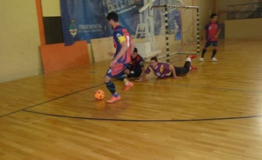 El futsal de El Calafate jug&oacute; su 5ta fecha.