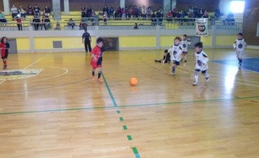 Los chicos del futsal jugaron la 3era fecha