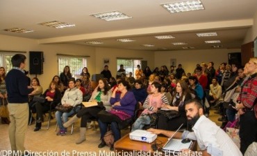 Diplomatura. Por problemas de pasajes se posterga el comienzo.