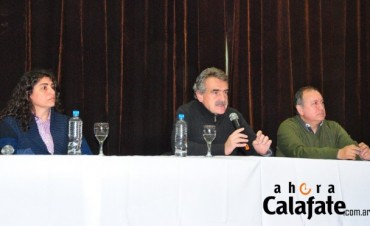 Rossi entreg&oacute; copias de las actas de la Junta Militar