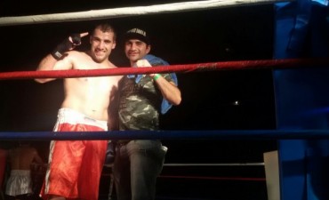 Jonathan Parada gan&oacute; en velada box&iacute;stica de R&iacute;o Gallegos