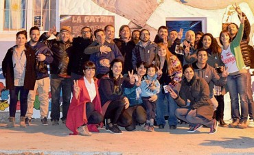 Diputado Kirchner celebr&oacute; el bicentenario con militantes calafatenses
