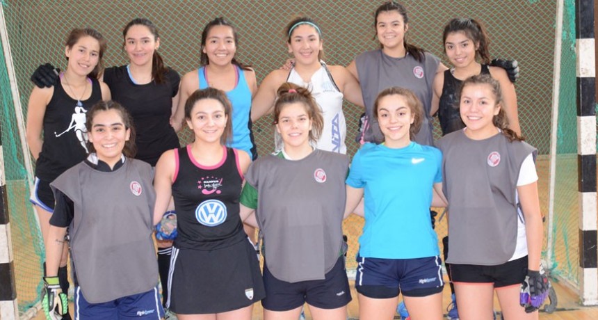 Calafate&ntilde;as en concentraci&oacute;n de preselecciones de Hockey Pista