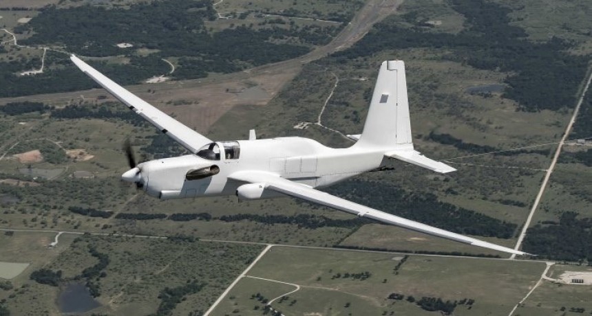 El avi&oacute;n que ayudar&aacute; al Perlan a batir un nuevo record de altura
