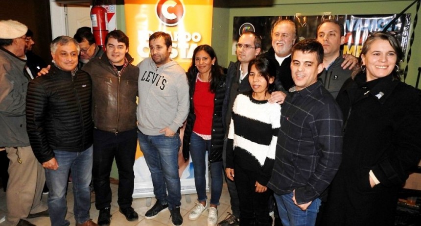 Nueva Santa Cruz present&oacute; candidatos en El Calafate 
