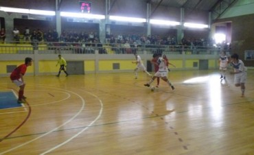 Esperanza y el Lago Argentino los ganadores del futsal inferiores