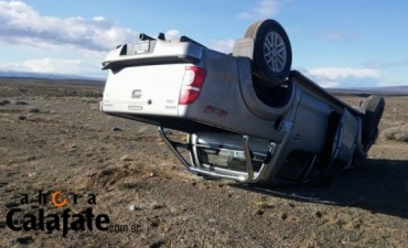 Dos heridos en vuelco sobre la ruta 40