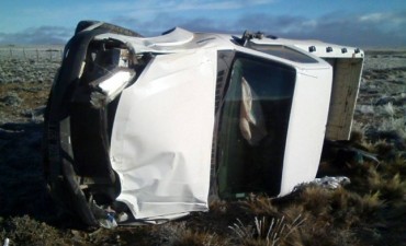 Vuelco por la escarcha rumbo a El Chalt&eacute;n