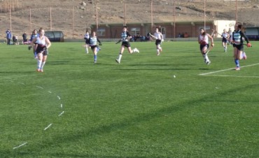 Se jug&oacute; la instancia local del Hockey Cesped de los Juegos Evita