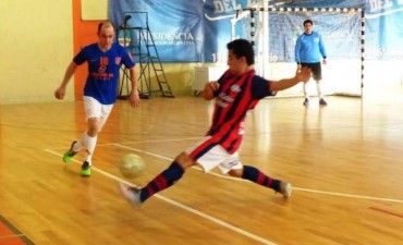 Futsal: Arranc&oacute; el Clausura donde empat&oacute; Bronco 