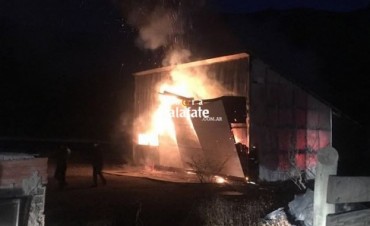 Se incendi&oacute; el Centro Andino de El Chalt&eacute;n